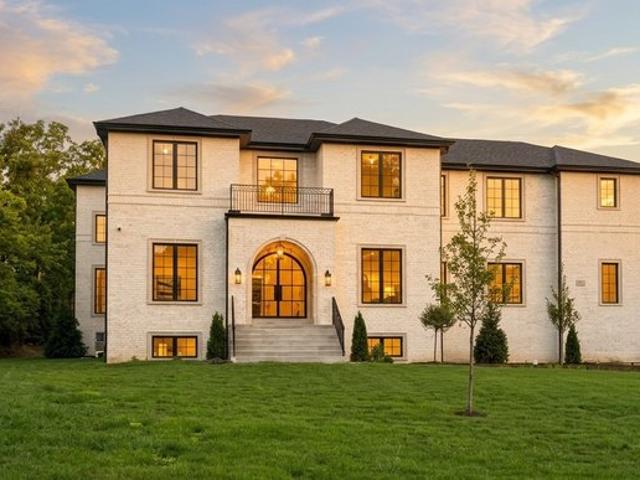 House for sale in Orland Park, Illinois