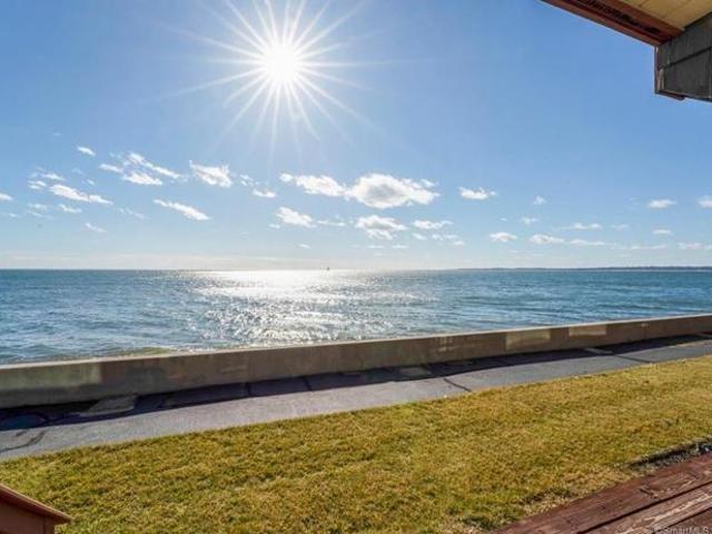 Condo for sale in East Haven, Connecticut