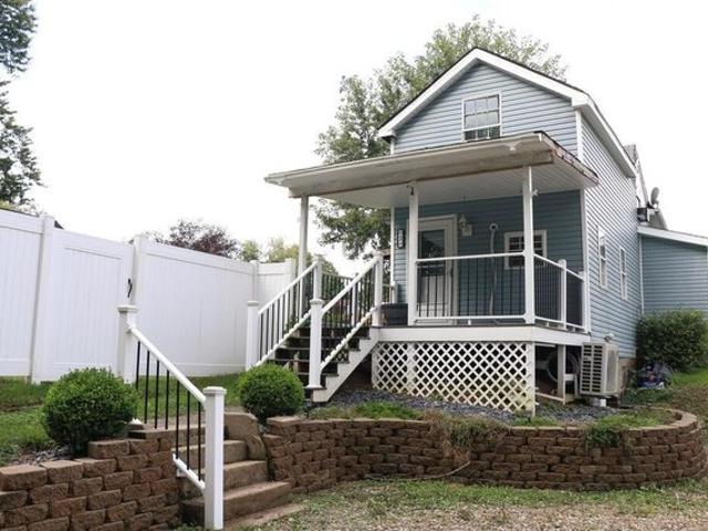 House for sale in Moundsville, Marshall County