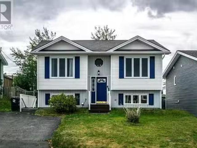 House for sale in Mount Pearl
