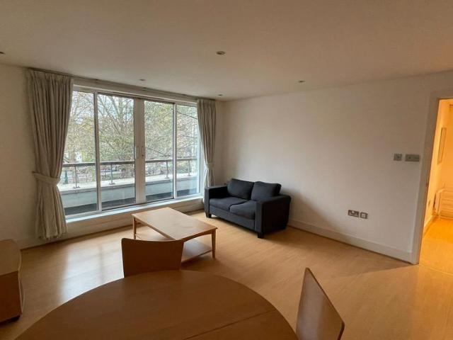 Apartment for rent in Angel, Greater London