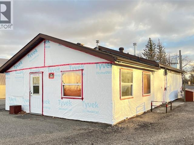 Property for sale in Maple Creek, Saskatchewan