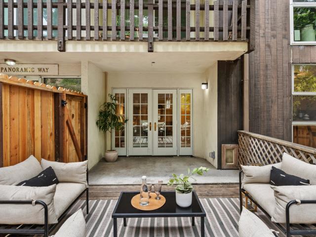 Condo for sale in Berkeley