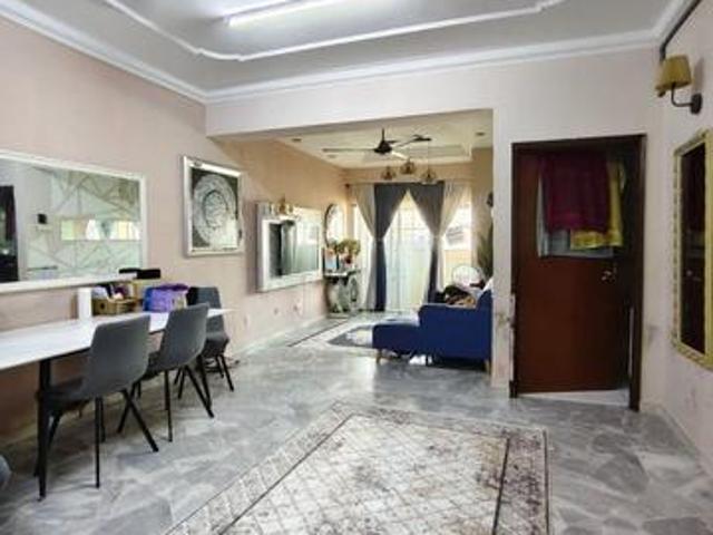 Apartment for sale in Country Heights Damansara, Kuala Lumpur