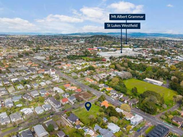 Land for sale in Balmoral