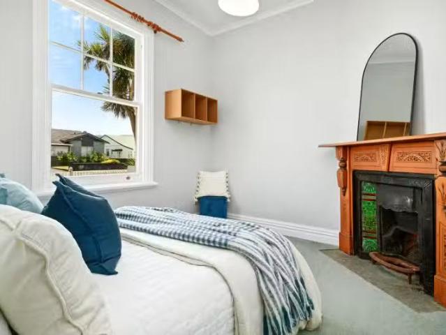 House for sale in Days Bay, Wellington
