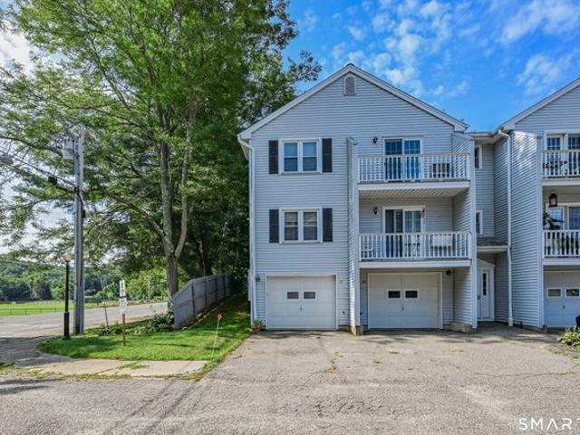 Condo for sale in Torrington, Connecticut