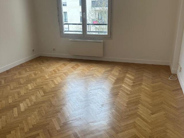 Appartement location à France métropolitaine, Suresnes