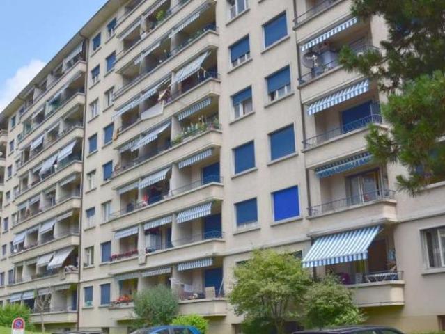 Apartment mieten in Ecublens (FR), Waadt