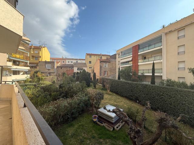 Appartement location à Arrondissement de Draguignan, Saint-raphaël