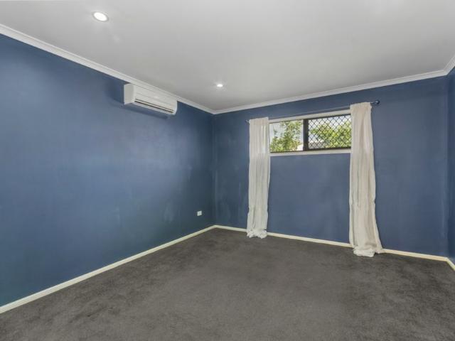 House for rent in Bushland Beach, Queensland