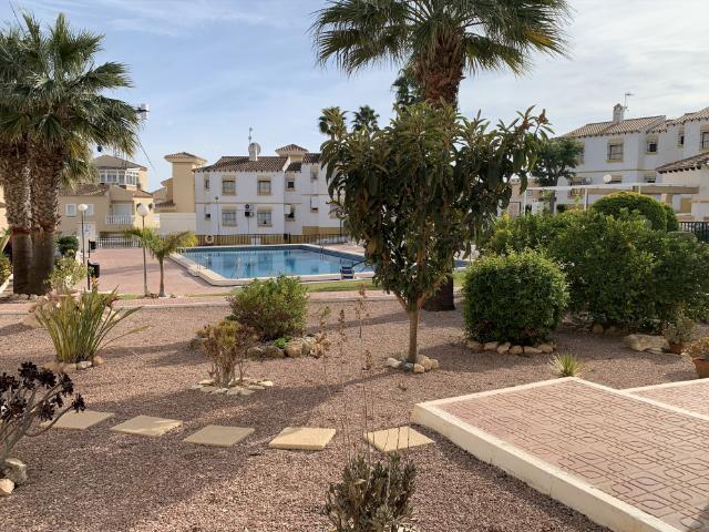 Apartamento en alquiler en San Miguel De Salinas, Urbanización Las Filipinas Apartamento en alquiler en San Miguel De Salinas, Urbanización Las Filipinas