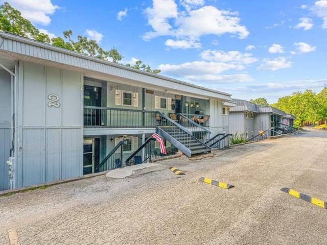 Condo for sale in Stone, Missouri