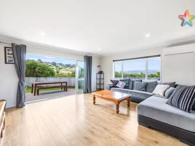 House for sale in Days Bay, Wellington