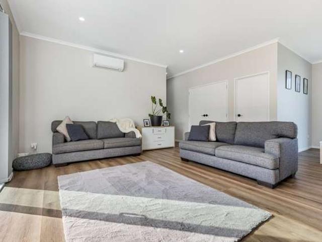 House for sale in Clarks