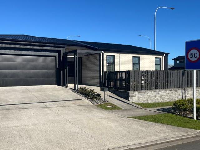 House for rent in Horsham Village, Hamilton City