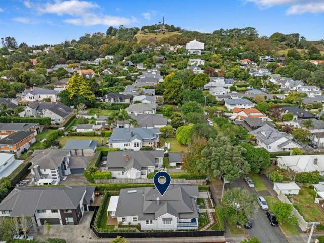 House for sale in Balmoral