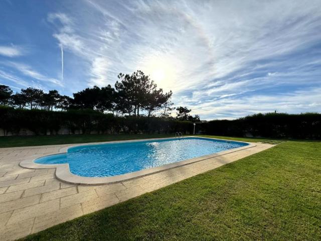 Apartamento alugar em Vale de Janelas, Torres Vedras