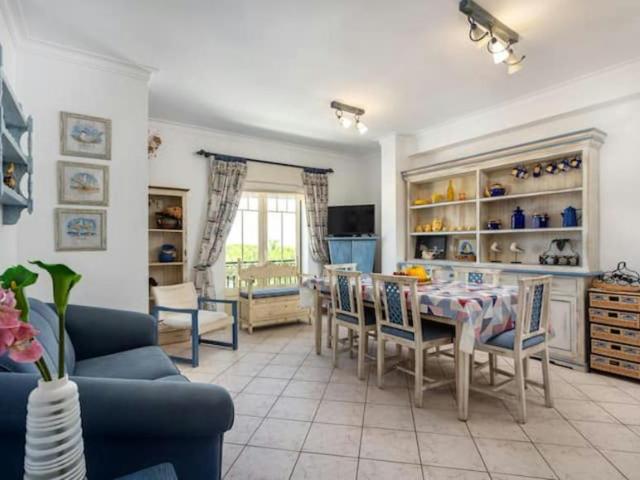 Apartamento alugar em Albufeira e Olhos de Água, Albufeira
