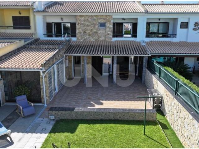 Casa venda em Albufeira e Olhos de Água, Albufeira
