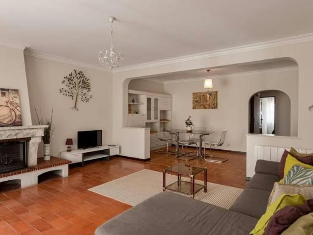 Apartamento alugar em Abuxarda, Cascais
