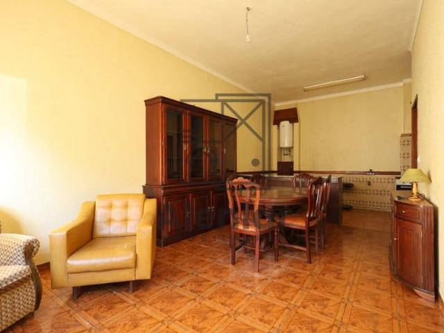Casa venda em Alenquer (Santo Estêvão e Triana), Alenquer