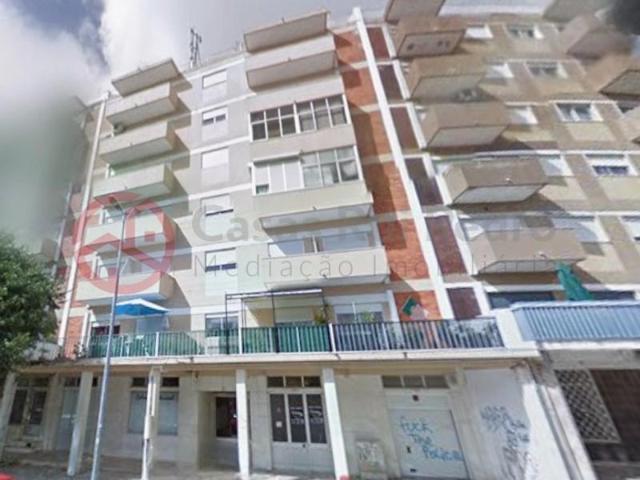 Apartamento alugar em Almada, Setúbal