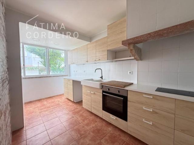 Apartamento alugar em Cacilhas, Almada