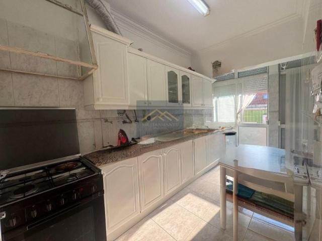 Apartamento venda em Torcatas, Almada