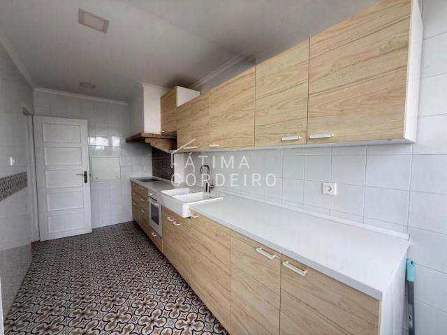 Apartamento alugar em Cacilhas, Almada