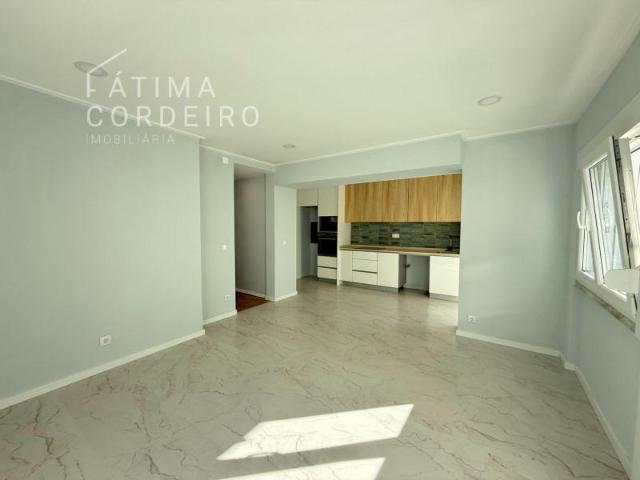 Apartamento alugar em Cova da Piedade, Almada
