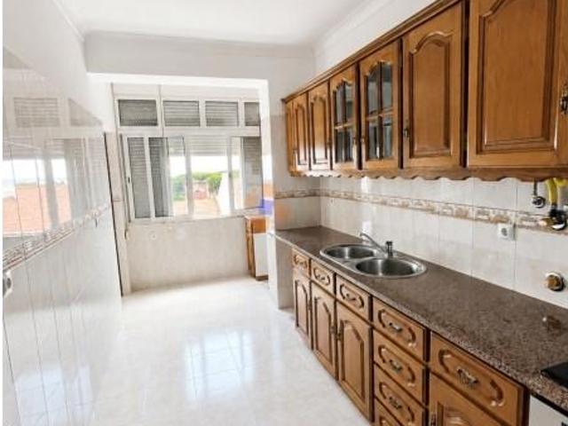 Apartamento alugar em Almada, Setúbal