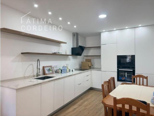 Apartamento alugar em Cova da Piedade, Almada
