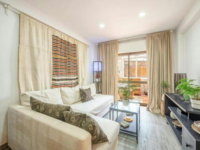 Apartamento alugar em Ginjal, Almada