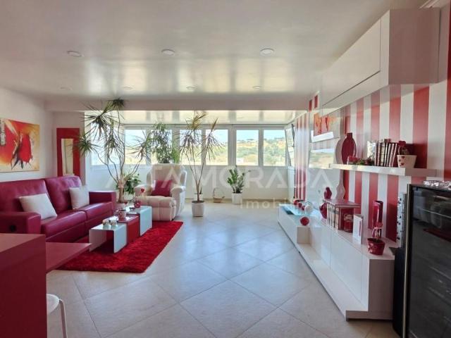 Apartamento venda em Almada, Setúbal