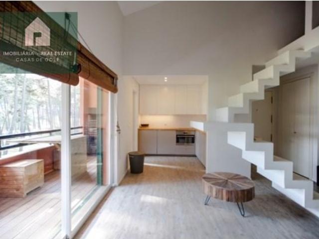 Apartamento alugar em Herdade da Aroeira, Almada