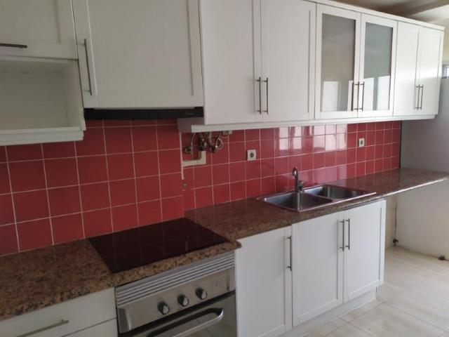 Apartamento venda em Amadora, Lisboa