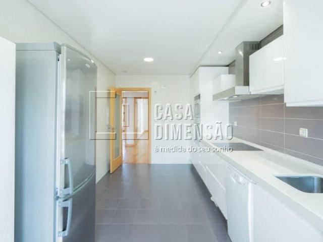 Apartamento venda em Amadora, Lisboa