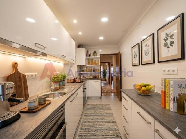Apartamento venda em Amadora, Lisboa