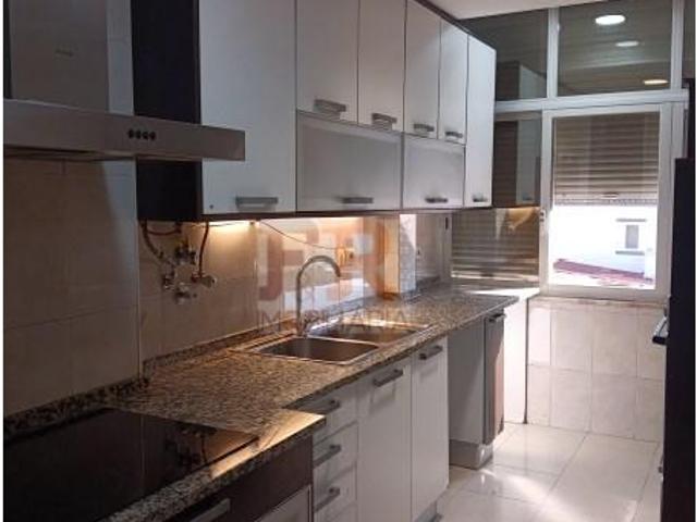 Apartamento venda em Amadora, Lisboa