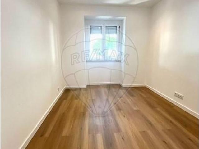 Apartamento alugar em Amadora, Lisboa