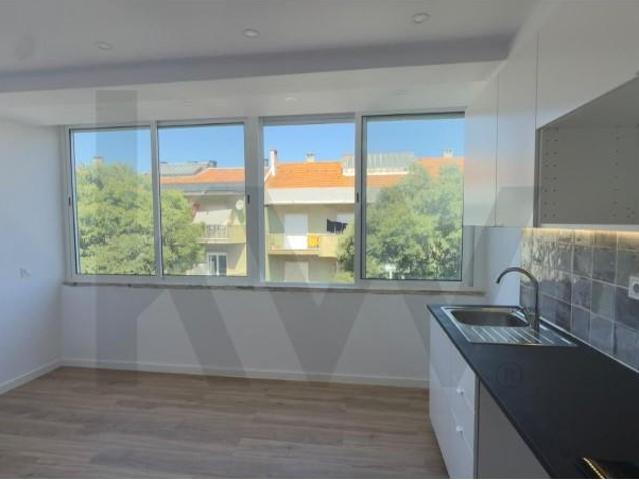 Apartamento venda em Damaia, Amadora