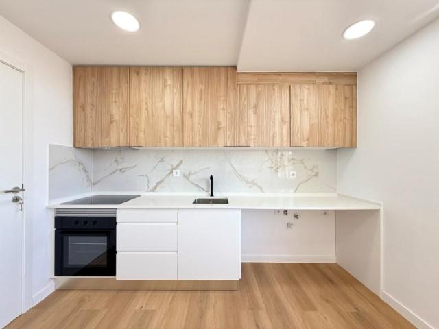 Apartamento venda em Amadora, Lisboa