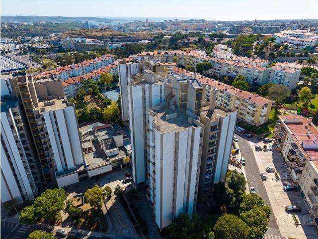 Apartamento venda em Torres de Alfragide, Amadora