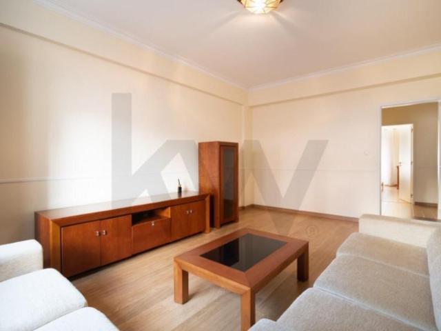 Apartamento alugar em Estaleiros da Câmara Municipal da Amadora, Amadora