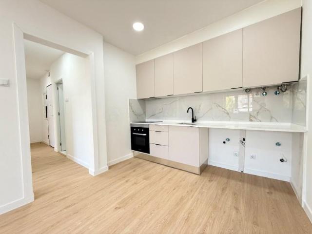 Apartamento venda em Estaleiros da Câmara Municipal da Amadora, Amadora