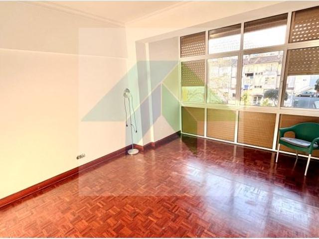 Apartamento venda em Amadora, Lisboa