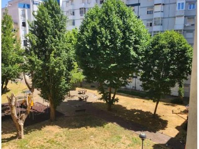 Apartamento venda em Amadora, Lisboa