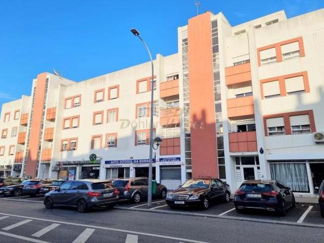 Apartamento venda em Amadora, Lisboa