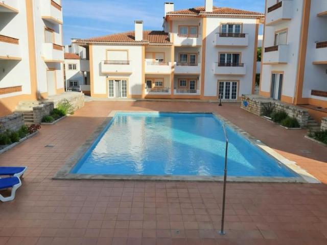 Apartamento alugar em Amoreira, Óbidos